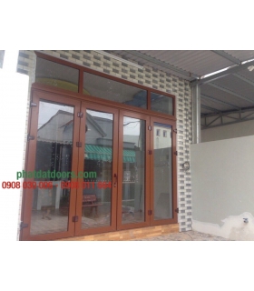 CỬA NHỰA LÕI THÉP VÂN GỖ MỞ QUAY 4 CÁNH 